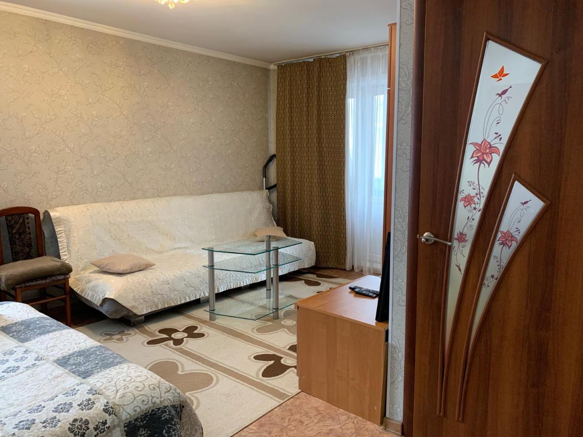 Уютная Квартира В Центре По Ул Гоголя Karagandy Dış mekan fotoğraf